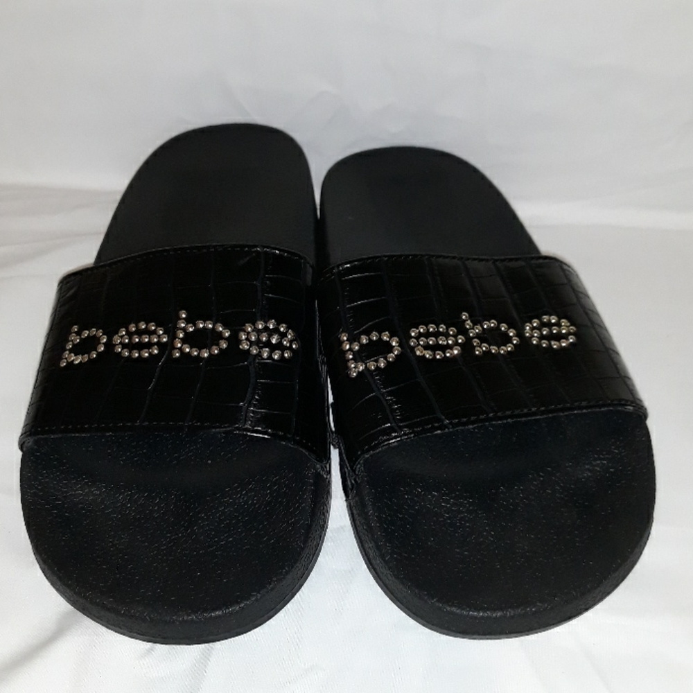Bebe NWOT Slippers